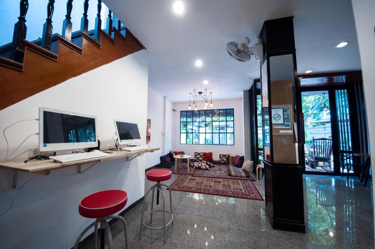 The Hidden House Bangkok Exterior photo