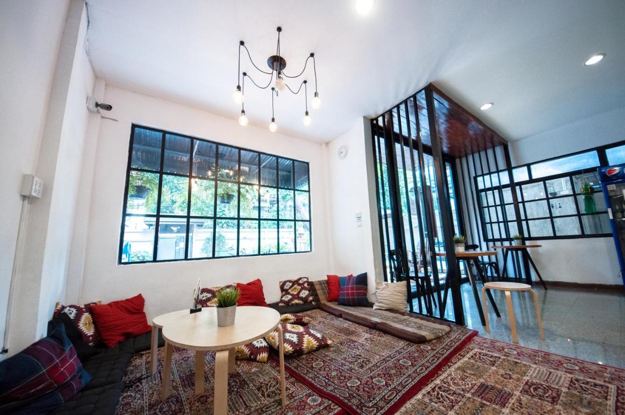 The Hidden House Bangkok Exterior photo
