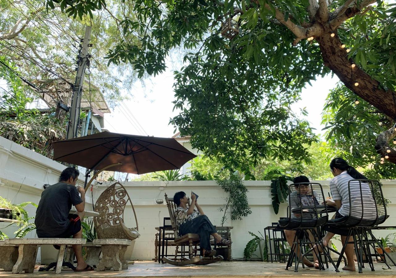 The Hidden House Bangkok Exterior photo